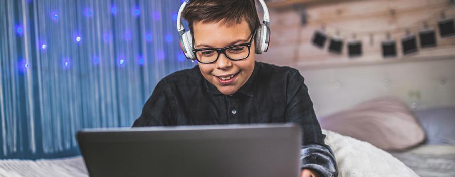 Teenager on laptop