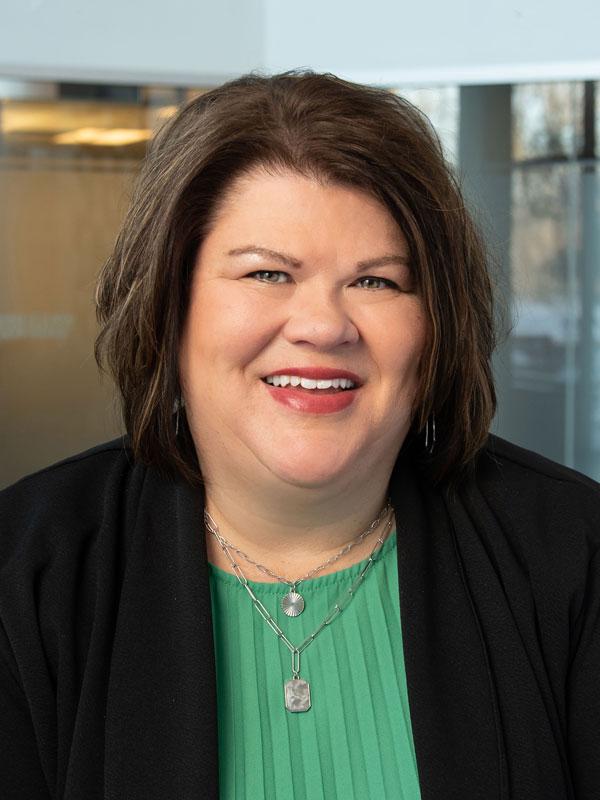 Colleen Hardy headshot