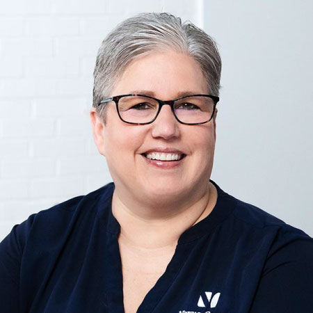 Karen Wolf headshot