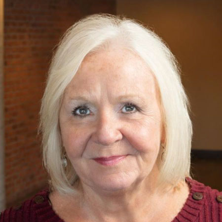 Linda Barnhart headshot