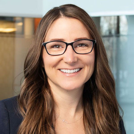 Rebecca Krekelberg headshot